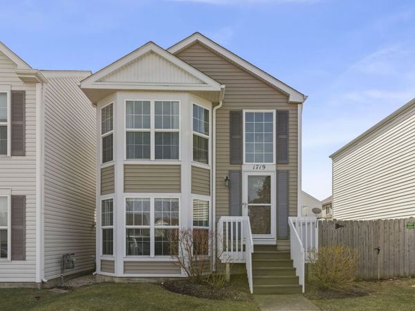 1719 Ravine Park Lane, Aurora, IL 60504