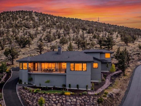10504 Bitterbrush Court, Redmond, OR 97756