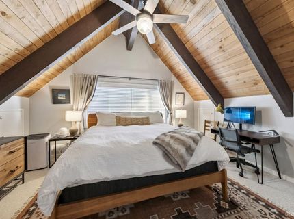 796 Alameda Avenue, South Lake Tahoe, CA 96150 Photo