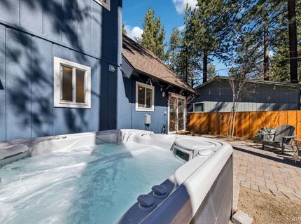 796 Alameda Avenue, South Lake Tahoe, CA 96150 Photo