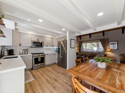 796 Alameda Avenue, South Lake Tahoe, CA 96150 Photo