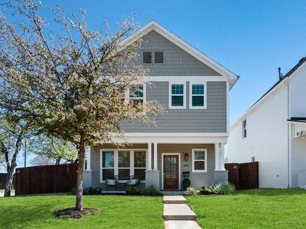 2801 Livingston Avenue, Fort Worth, TX 76110