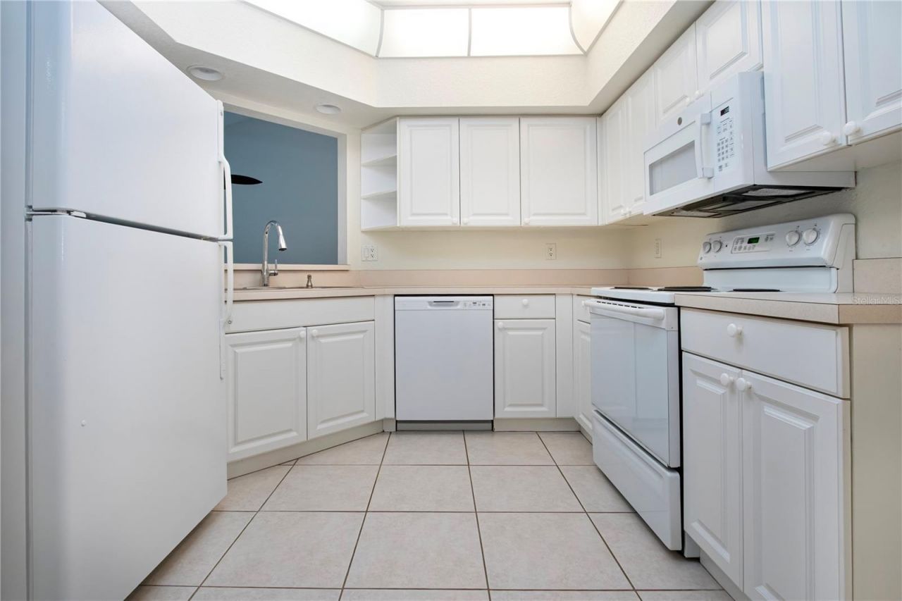 7043 Strand Circle, Unit 102, Bradenton, FL 34203 Photo