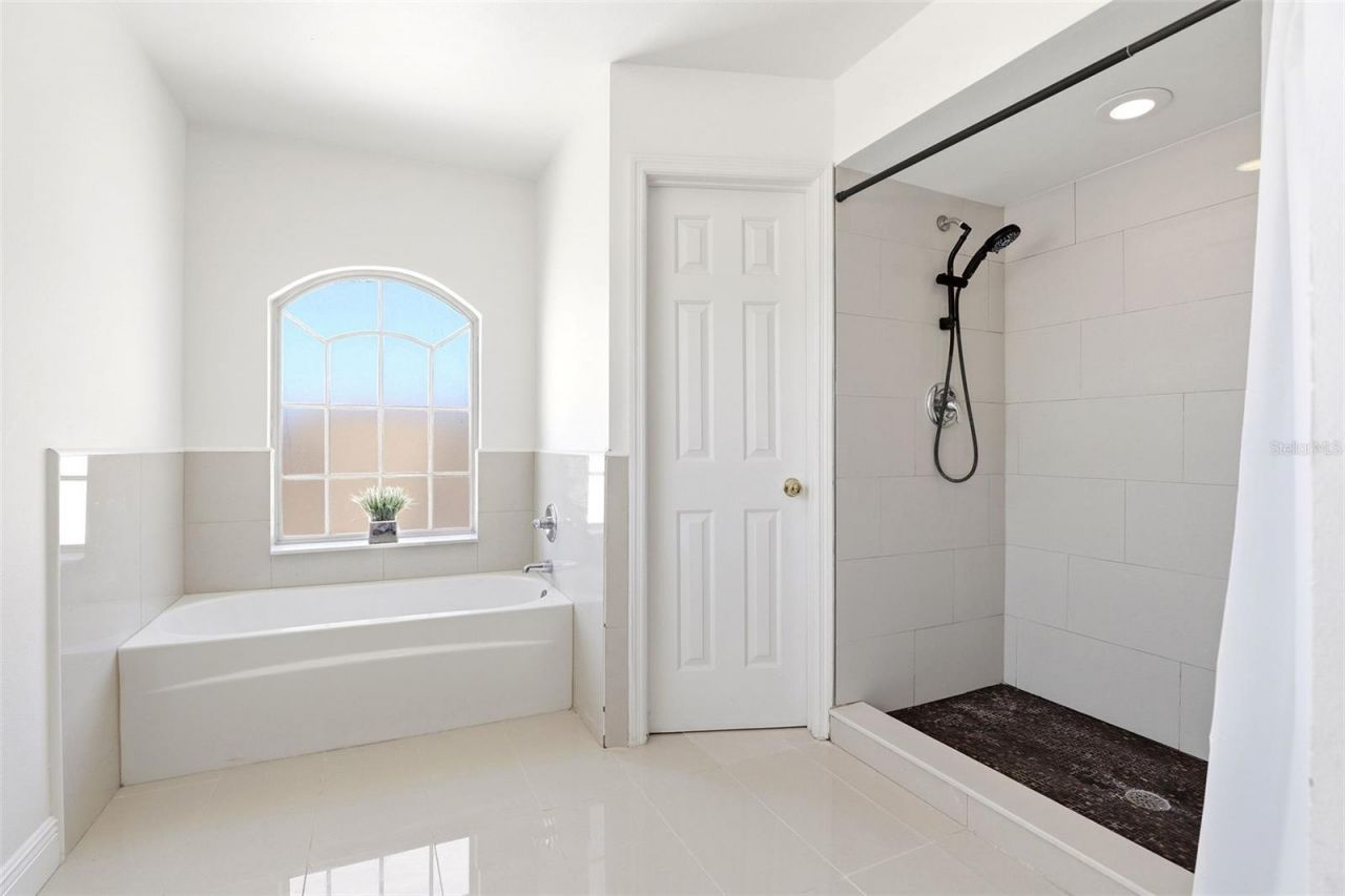 3016 Stillwater Drive, Kissimmee, FL 34743 Photo