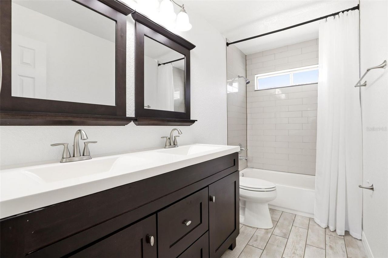 3016 Stillwater Drive, Kissimmee, FL 34743 Photo