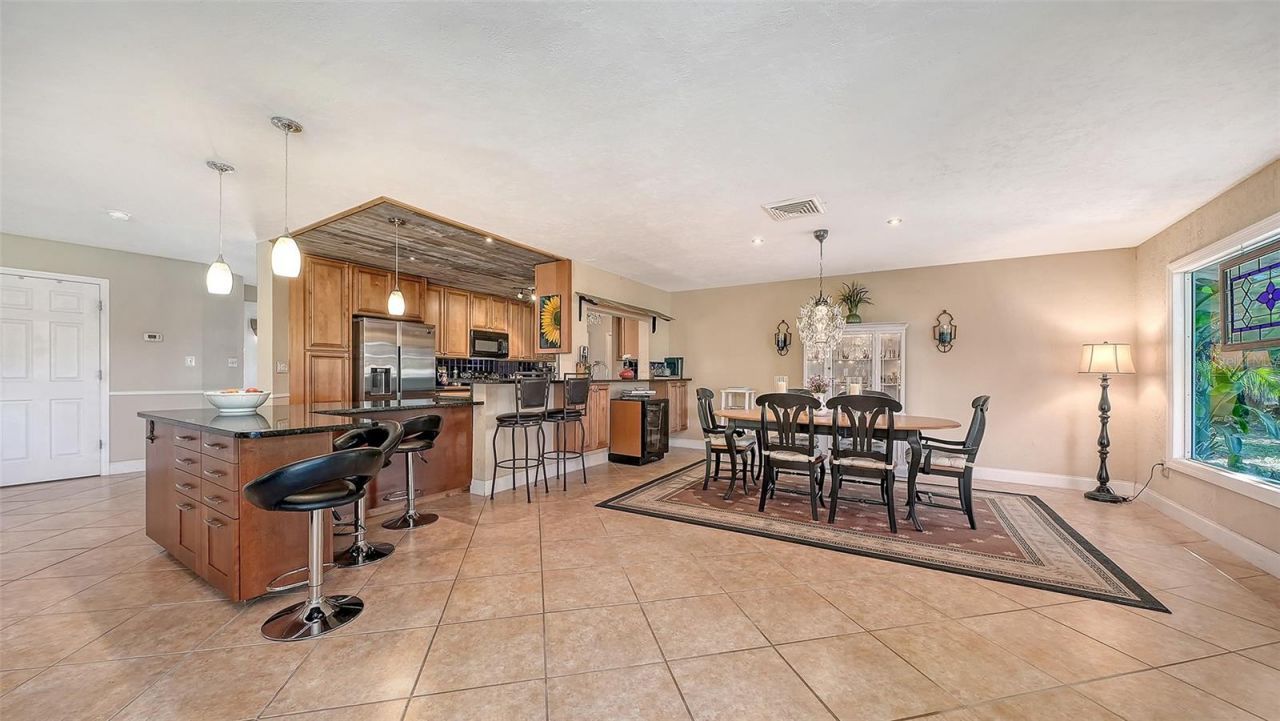 836 Magellan Drive , Sarasota, FL 34243 Photo