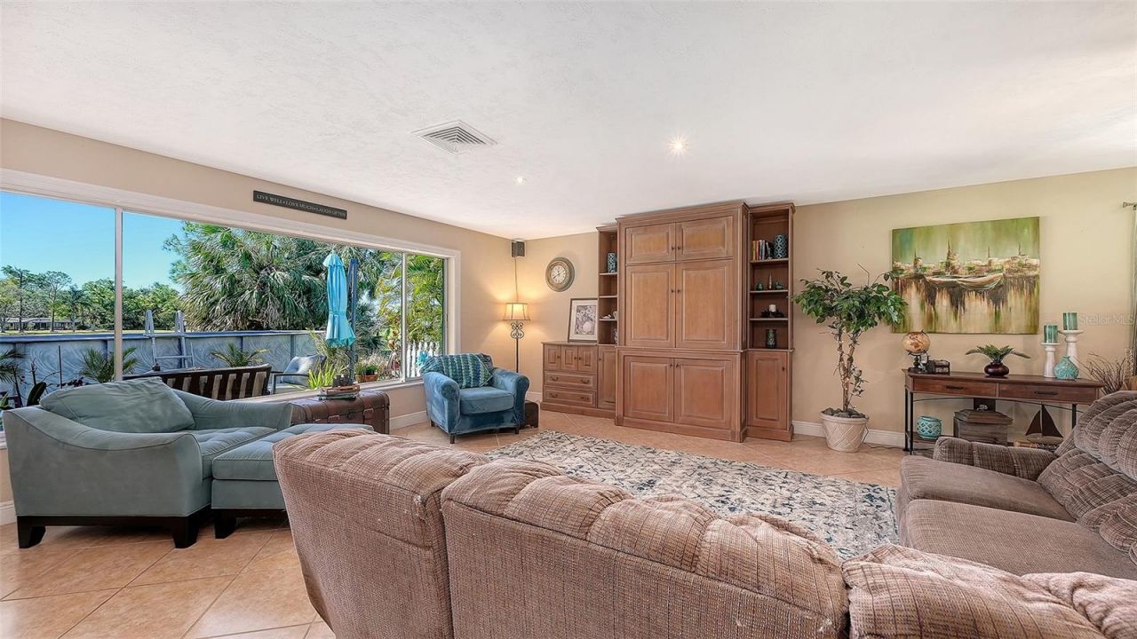 836 Magellan Drive , Sarasota, FL 34243 Photo