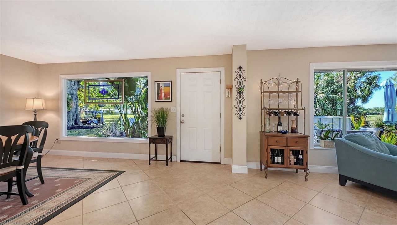 836 Magellan Drive , Sarasota, FL 34243 Photo