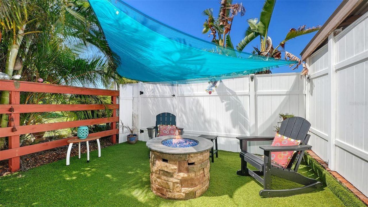836 Magellan Drive, Sarasota, FL 34243 Photo