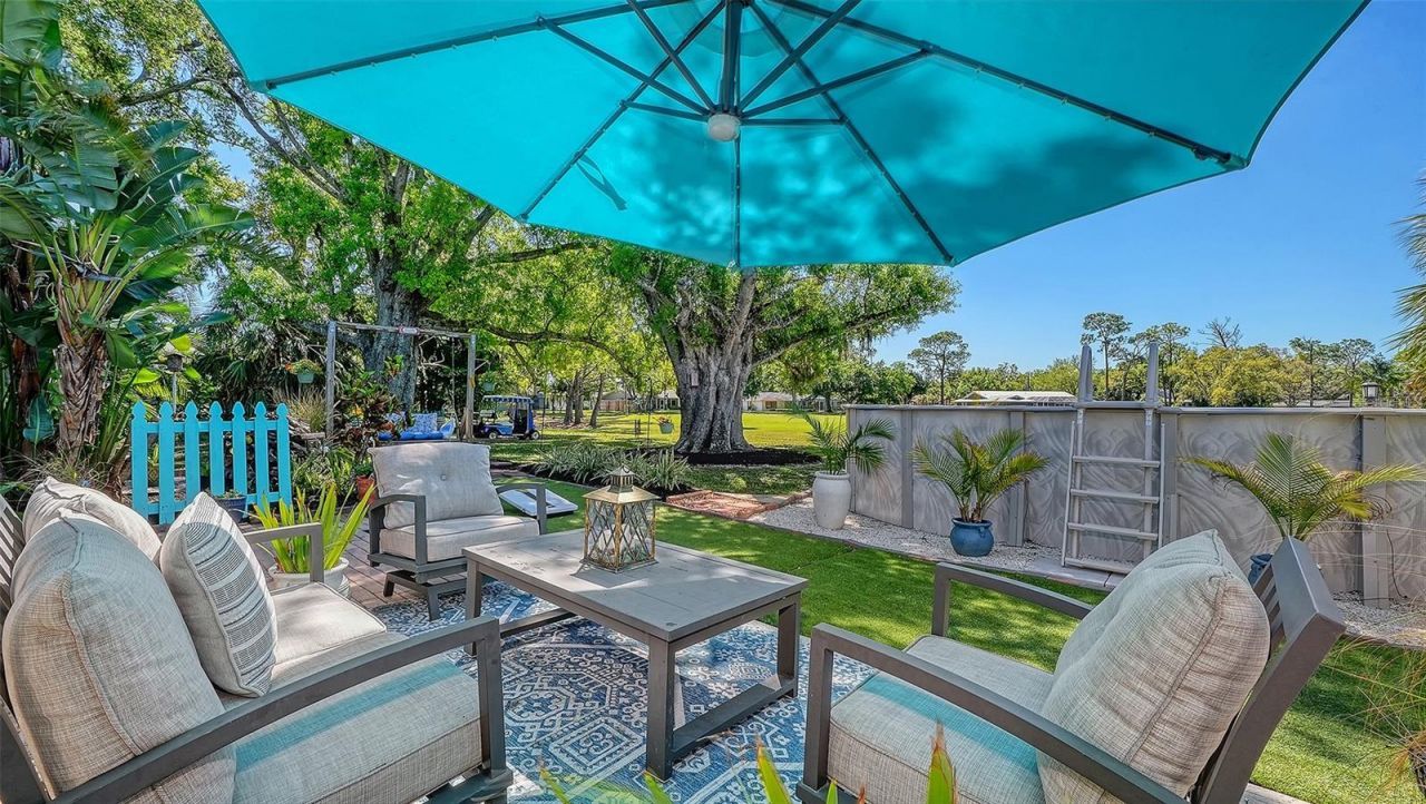 836 Magellan Drive, Sarasota, FL 34243 Photo