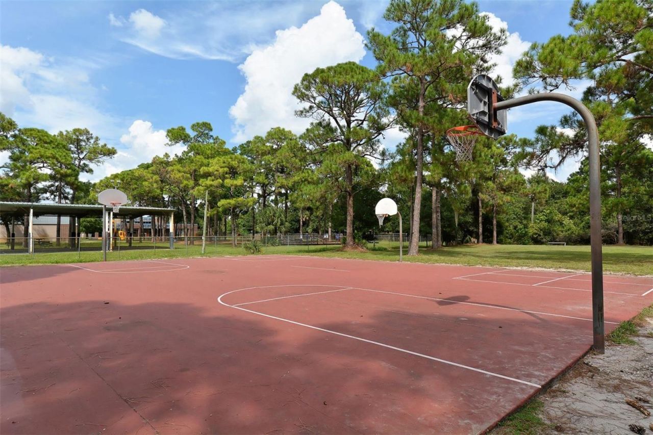 836 Magellan Drive , Sarasota, FL 34243 Photo