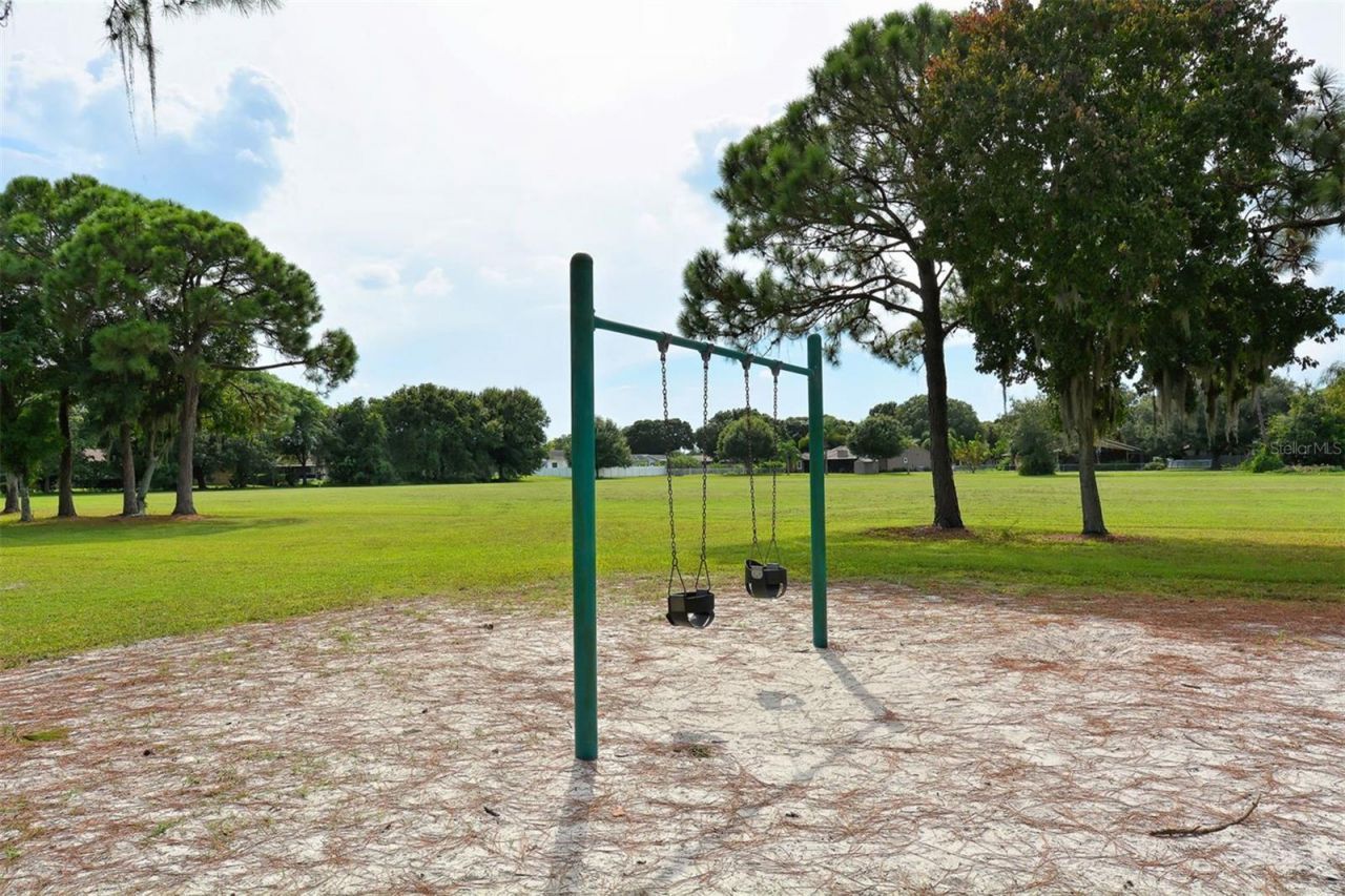836 Magellan Drive, Sarasota, FL 34243 Photo