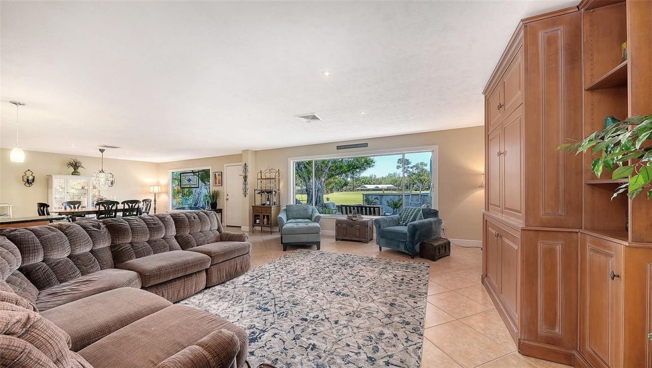 836 Magellan Drive , Sarasota, FL 34243 Photo