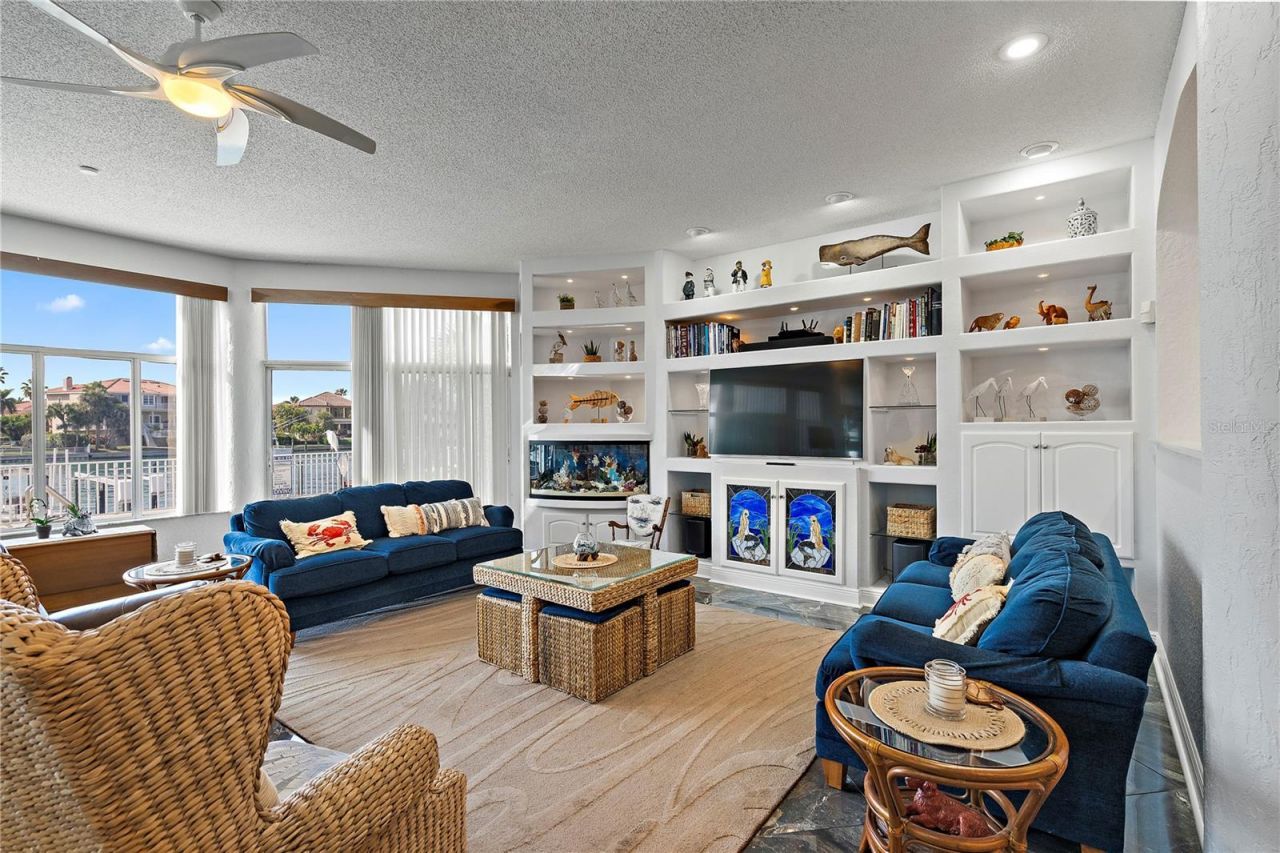 830 Pinellas Bayway S, Saint Petersburg, FL 33715 Photo