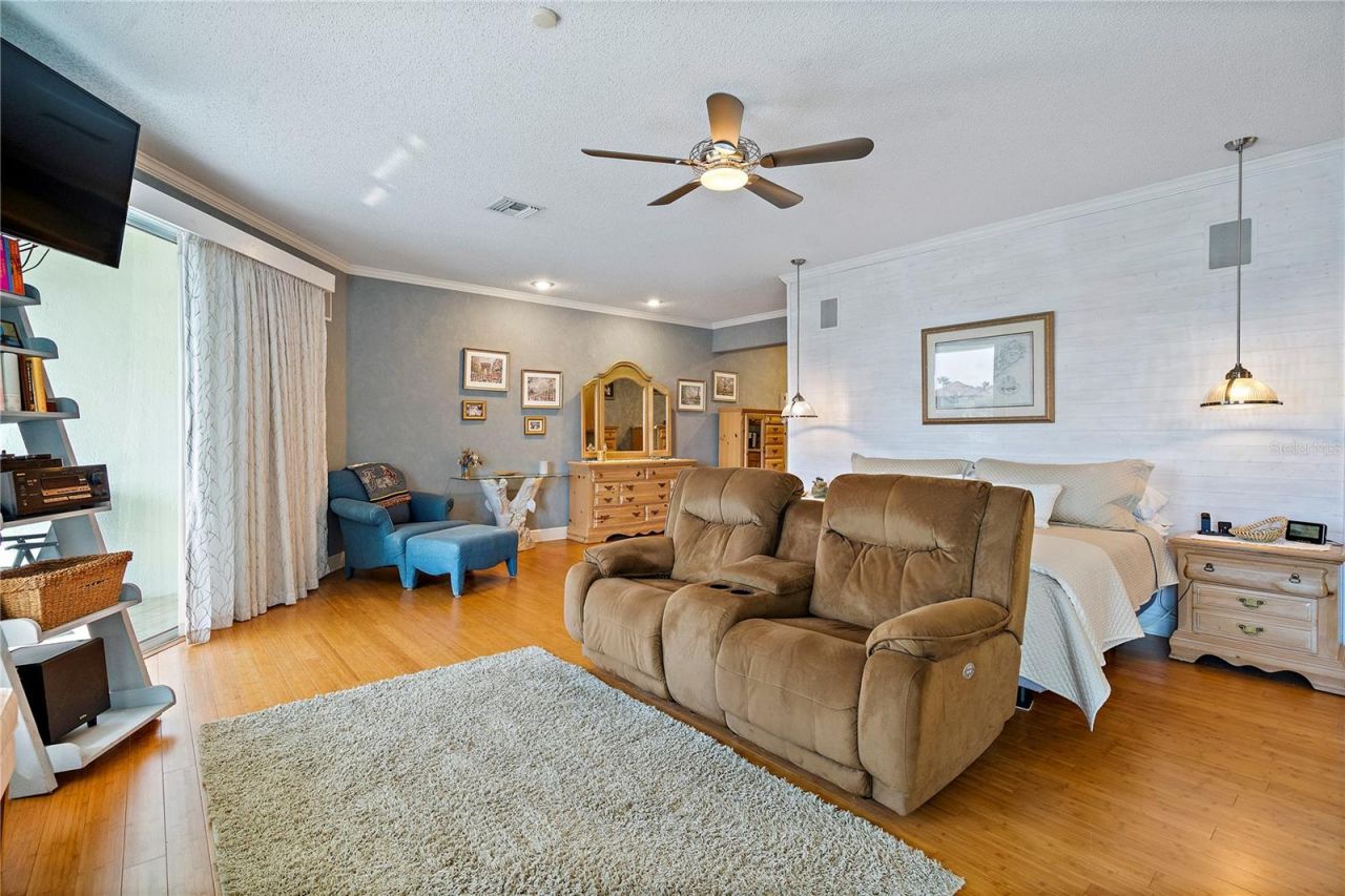 830 Pinellas Bayway S, Saint Petersburg, FL 33715 Photo