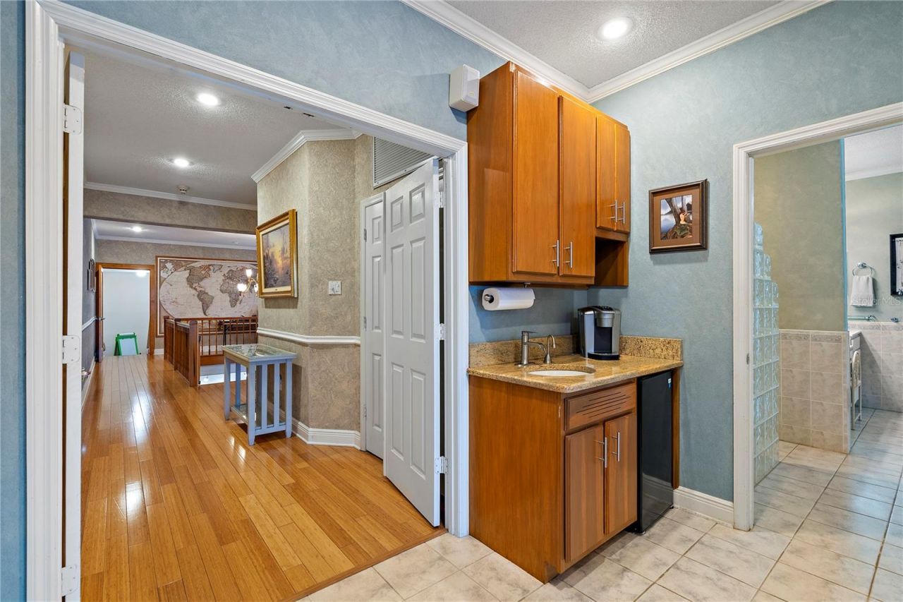 830 Pinellas Bayway S, Saint Petersburg, FL 33715 Photo
