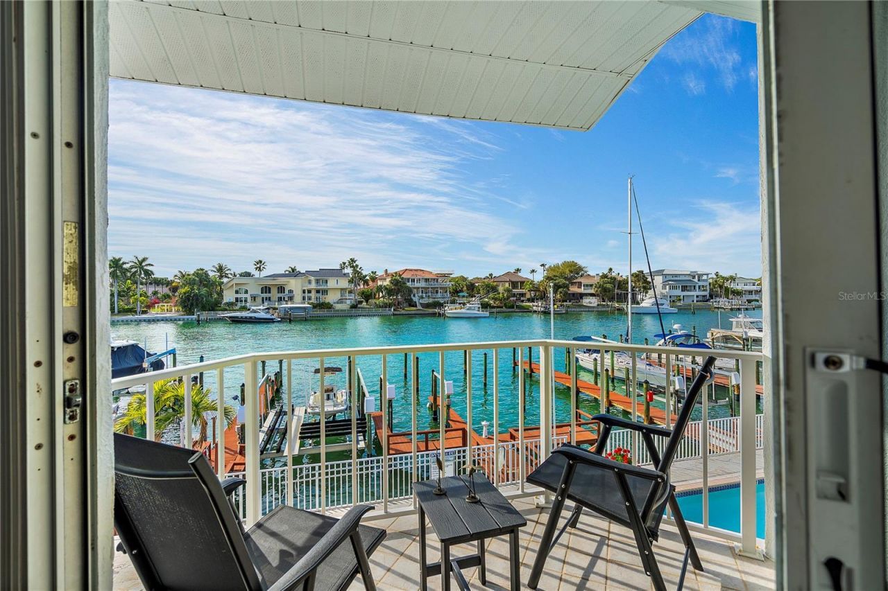 830 Pinellas Bayway S, Saint Petersburg, FL 33715 Photo