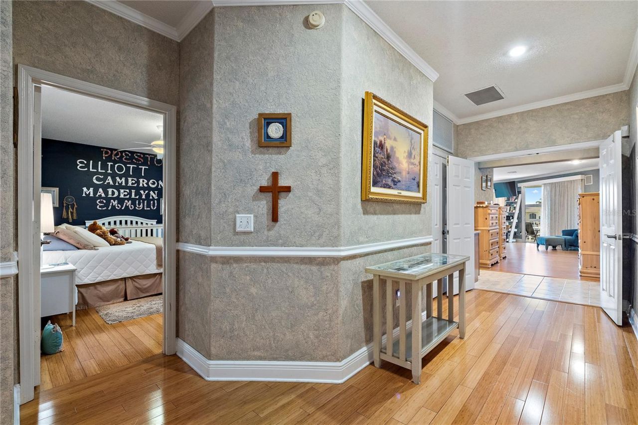 830 Pinellas Bayway S, Saint Petersburg, FL 33715 Photo