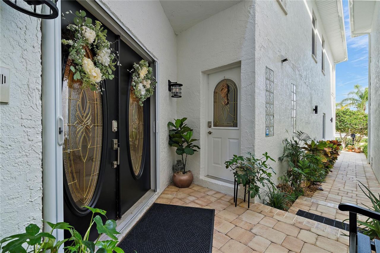 830 Pinellas Bayway S, Saint Petersburg, FL 33715 Photo