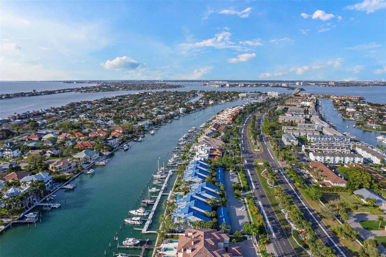830 Pinellas Bayway S, Saint Petersburg, FL 33715 Photo