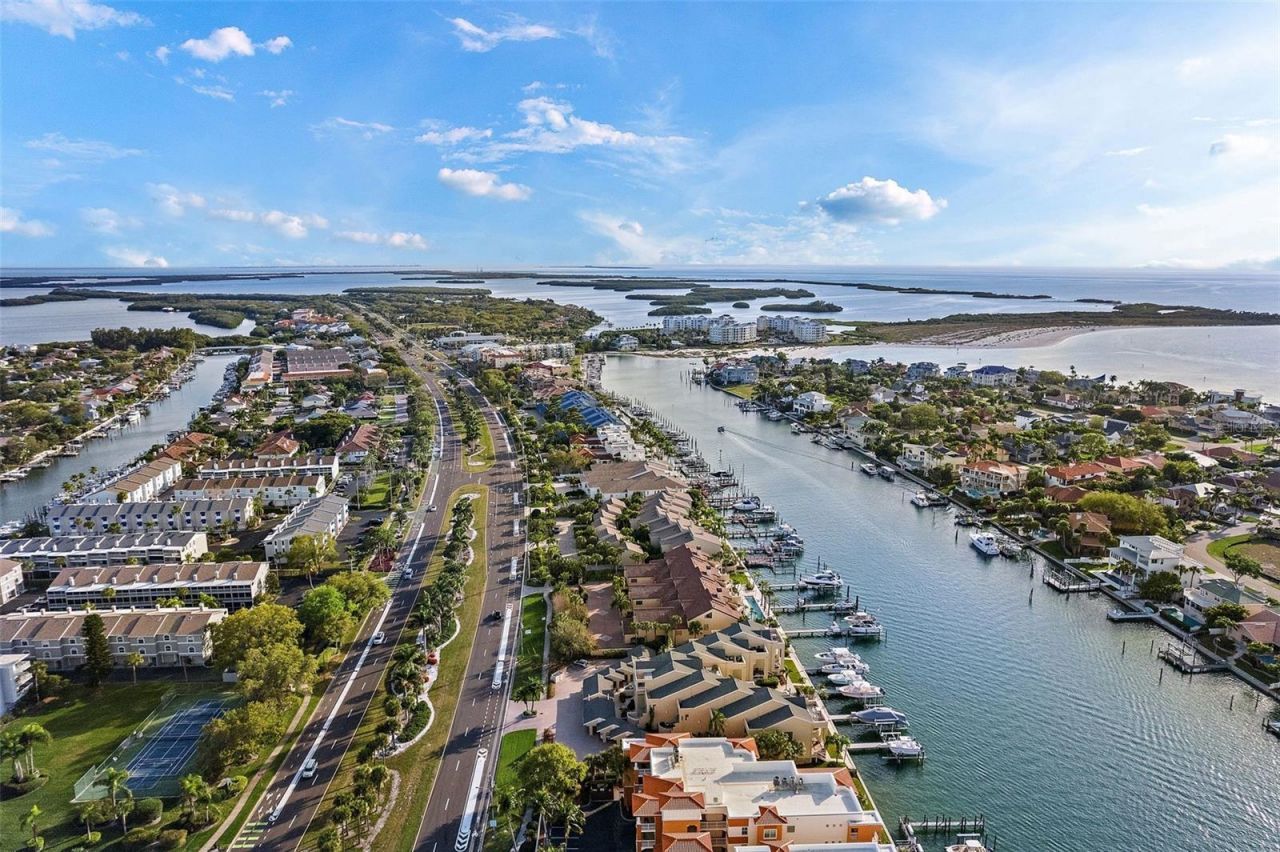830 Pinellas Bayway S, Saint Petersburg, FL 33715 Photo