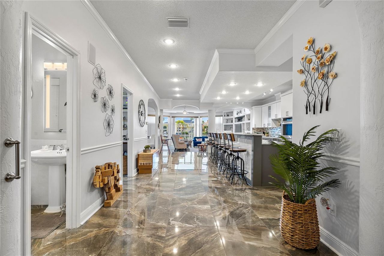 830 Pinellas Bayway S, Saint Petersburg, FL 33715 Photo