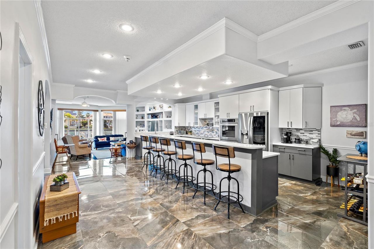 830 Pinellas Bayway S, Saint Petersburg, FL 33715 Photo