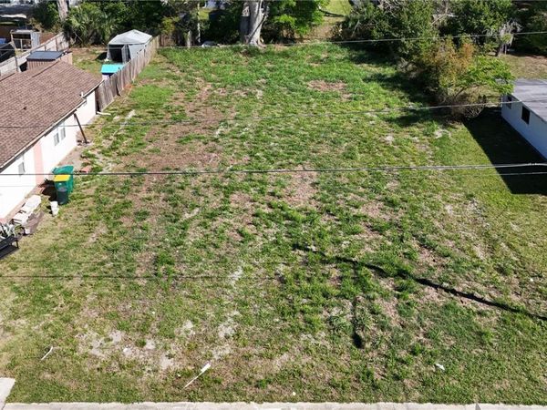 E HAZZARD , EUSTIS, FL 32726