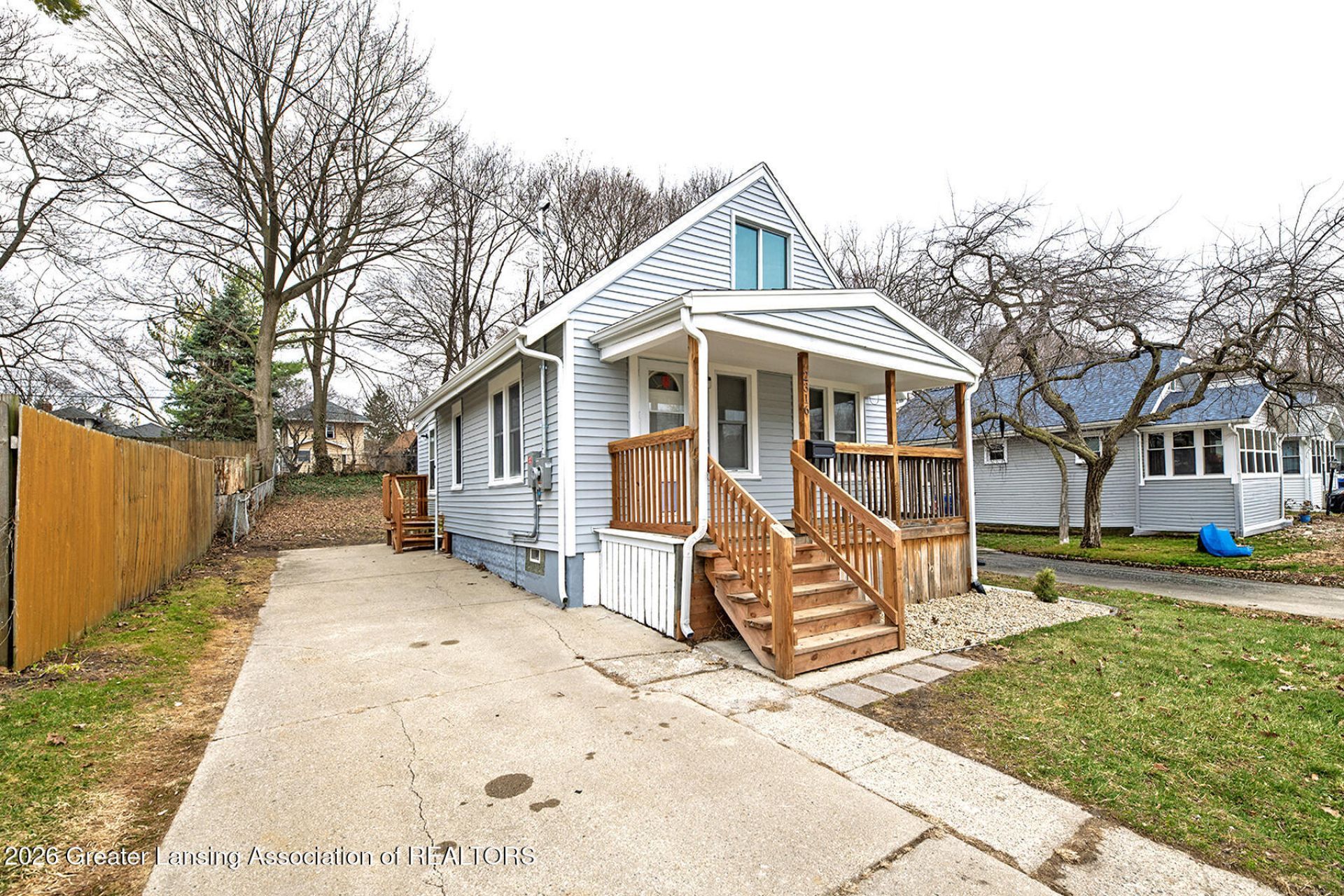 2316 Forest Avenue, Lansing, MI 48910 Main Photo