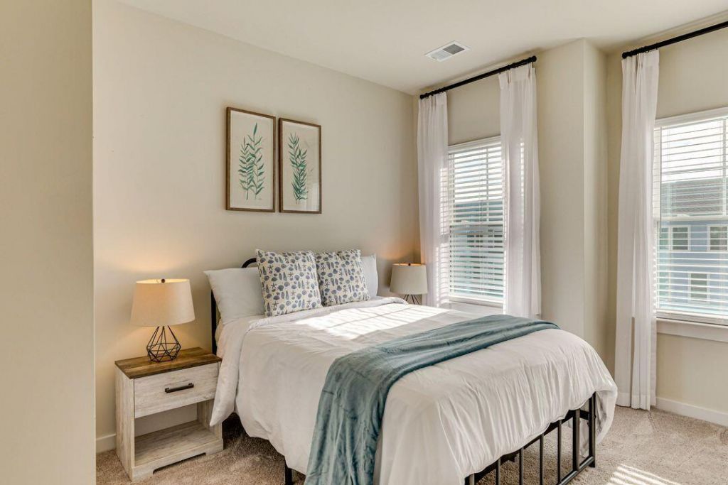 1010 Pettiford Place Photo 19