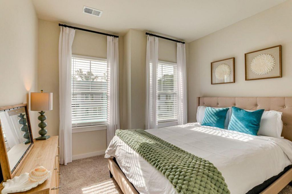 1010 Pettiford Place Photo 21