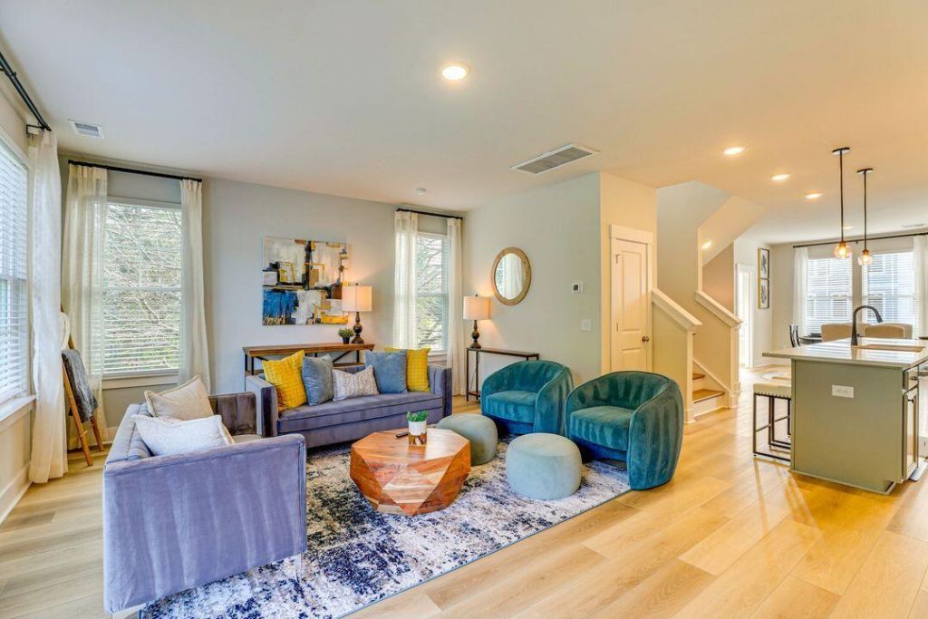 1010 Pettiford Place Photo 23