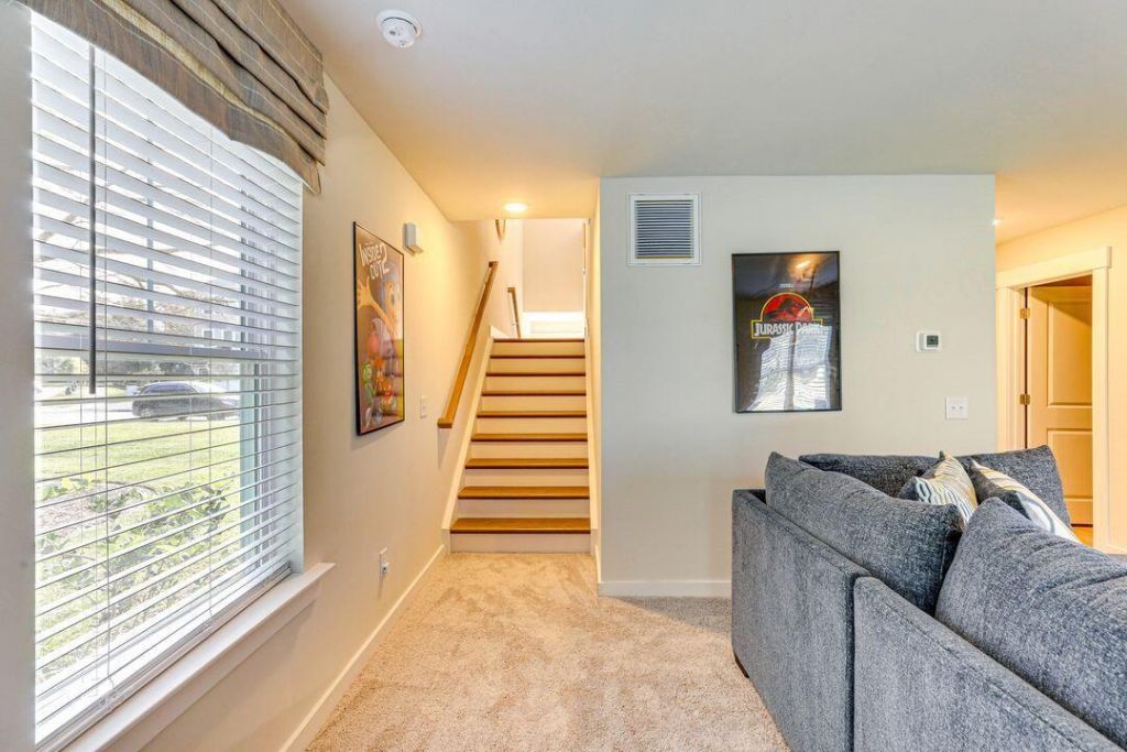 1010 Pettiford Place Photo 6