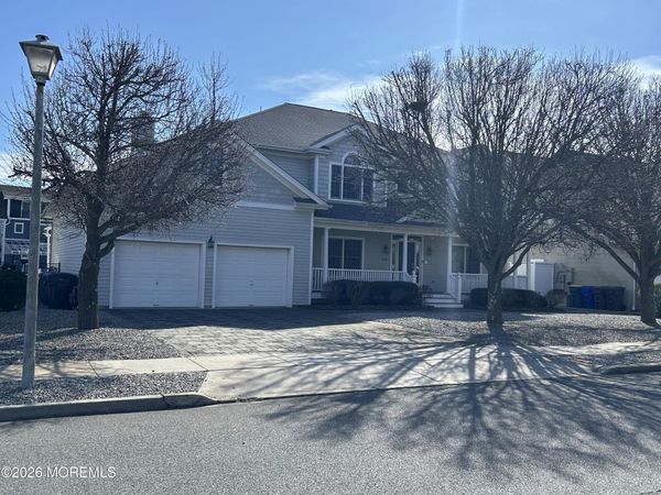 206 Pointe Drive, Mantoloking, NJ 08738