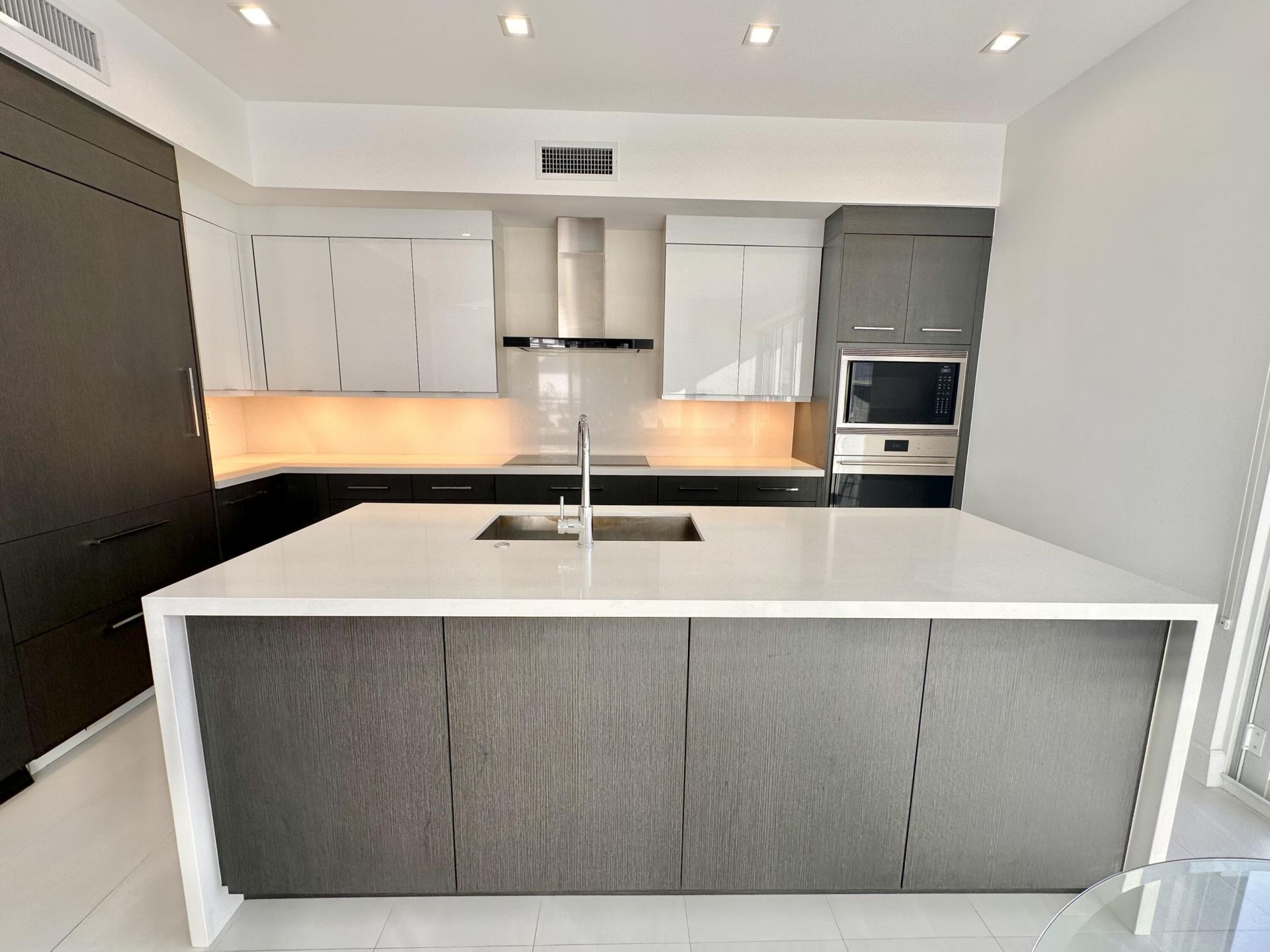 6000 N Ocean Drive, Unit 2n, Hollywood, FL 33019 Photo