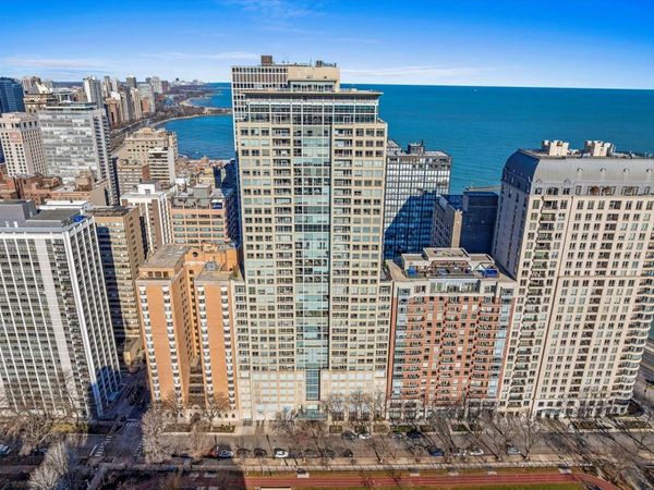 250 E Pearson Street, Unit 1601a, Chicago, IL 60611