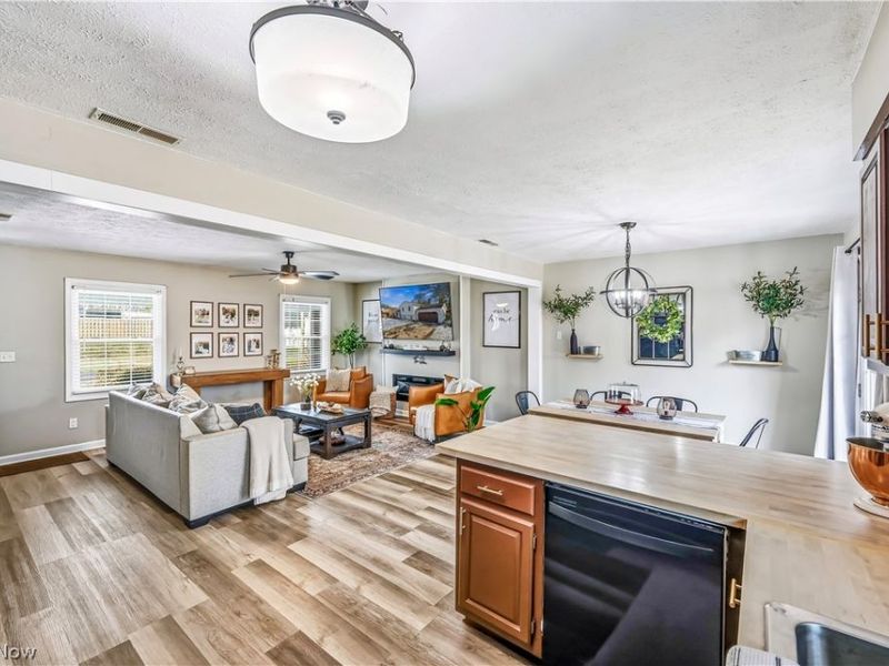 325 Nebraska Avenue , Mc Donald, OH 44437 Photo 11