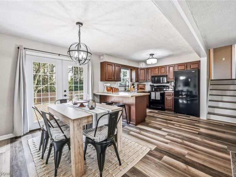 325 Nebraska Avenue , Mc Donald, OH 44437 Photo 14