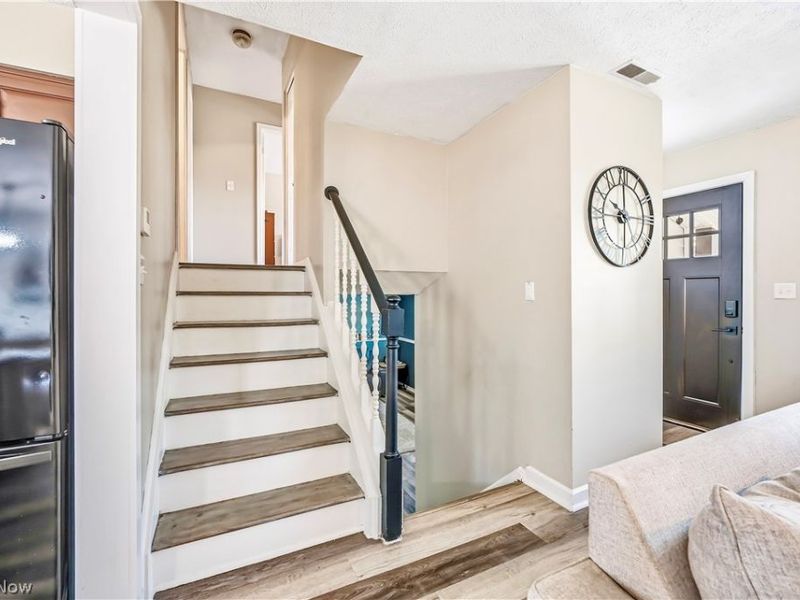 325 Nebraska Avenue , Mc Donald, OH 44437 Photo 18