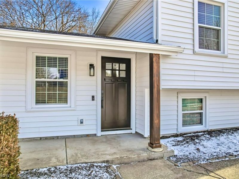 325 Nebraska Avenue , Mc Donald, OH 44437 Photo 5