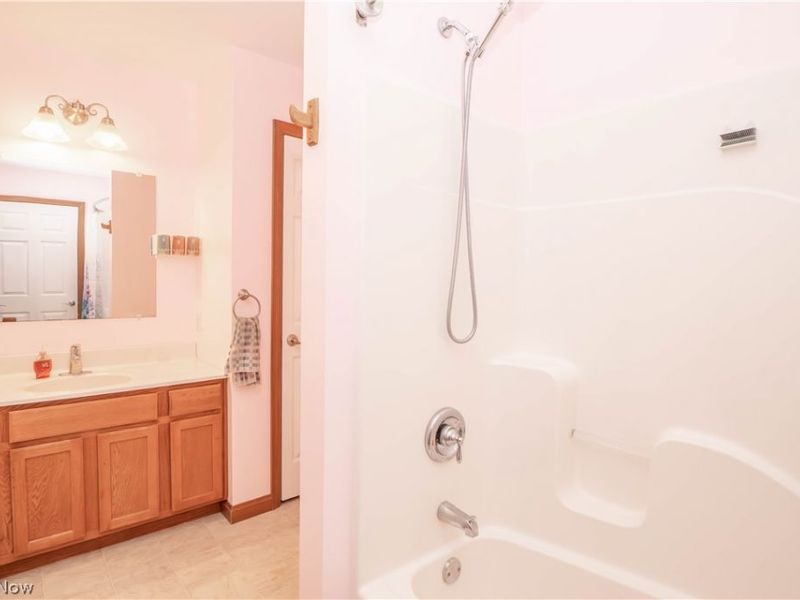 502 N Swinehart Road , Orrville, OH 44667 Photo 13