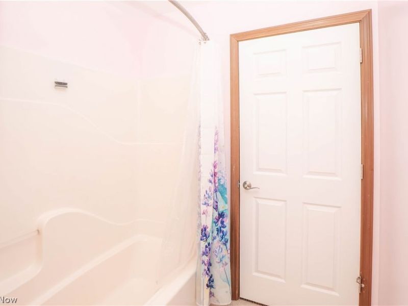 502 N Swinehart Road , Orrville, OH 44667 Photo 15