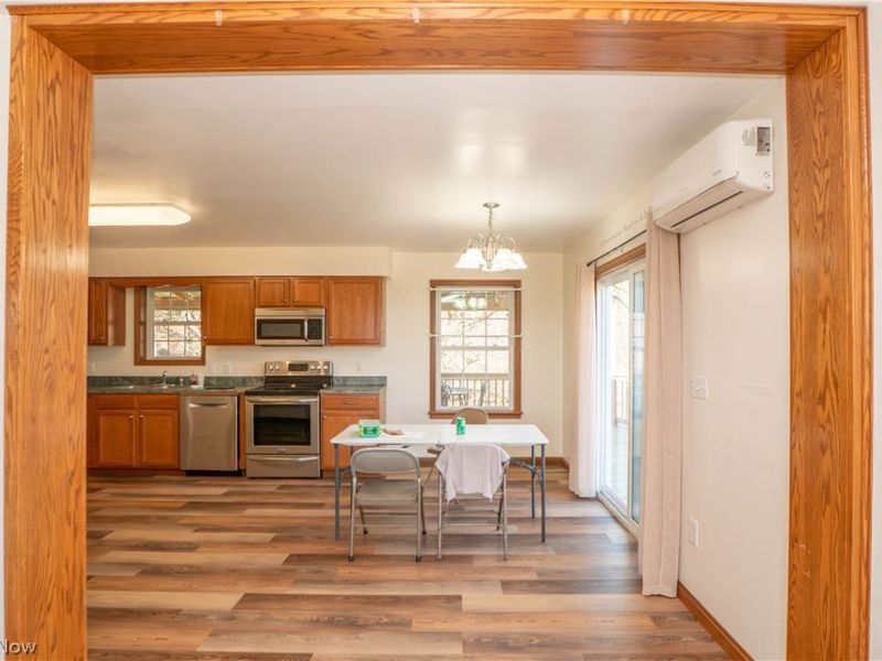 502 N Swinehart Road , Orrville, OH 44667 Photo 6