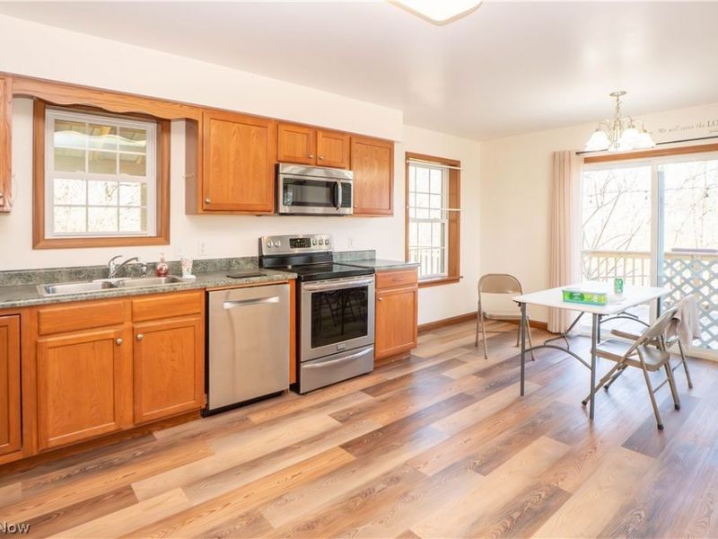 502 N Swinehart Road , Orrville, OH 44667 Photo 9