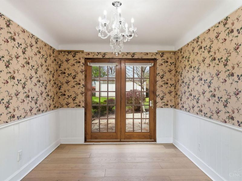 867 E Columbia Avenue, Reading, OH 45215 Photo 10