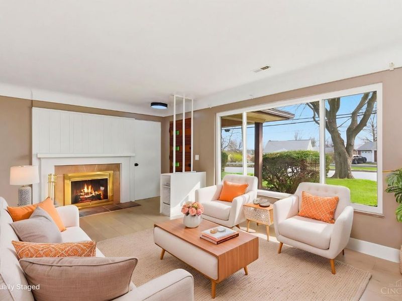 867 E Columbia Avenue, Reading, OH 45215 Photo 4