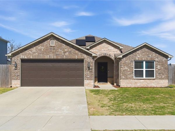 1700 Hermitage Drive , Centerton, AR 72719