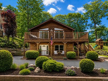 111 Friendship Drive Rocky Point, NY 11778