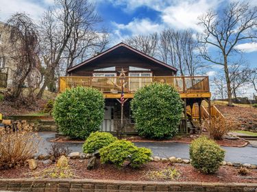 111 Friendship Drive , Rocky Point, NY 11778