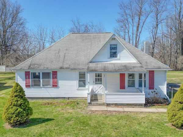 107 County Route 22 , Johnson, NY 10933